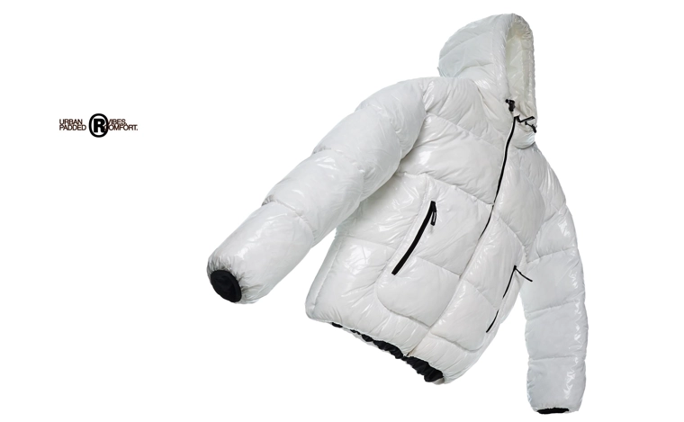 Пуховик с капюшоном