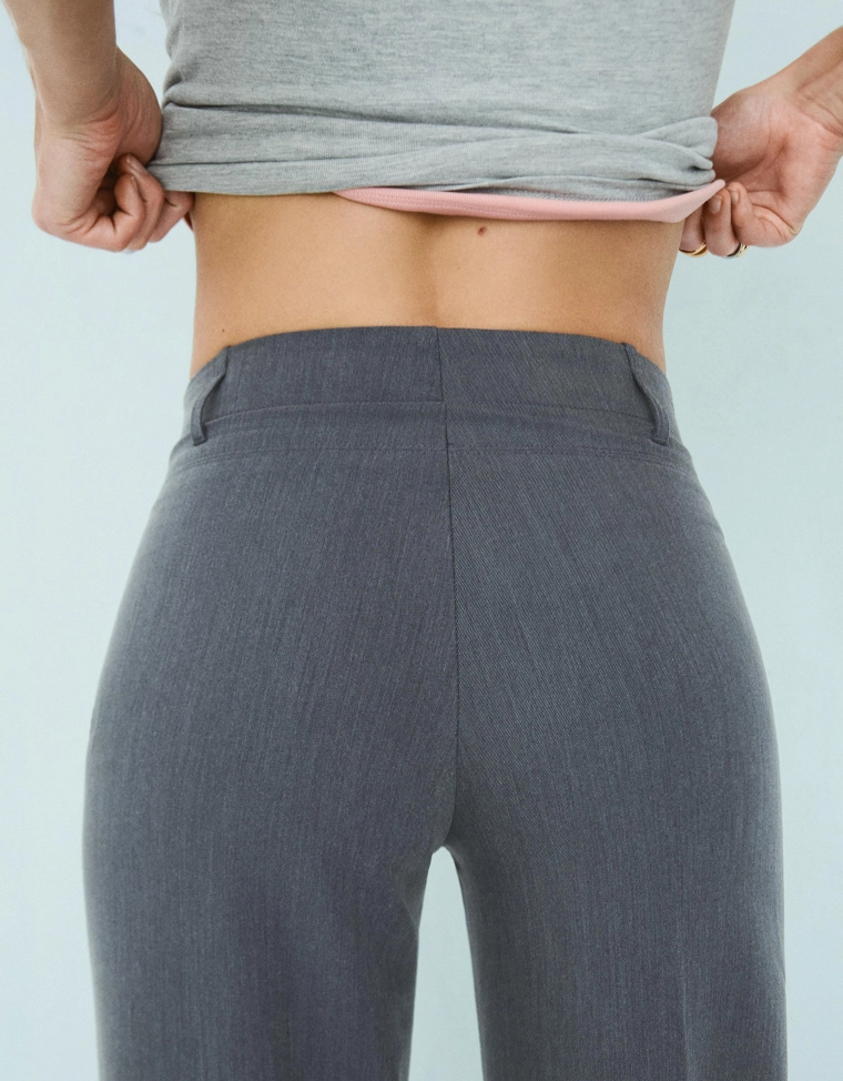 Брюки с широкими штанинами