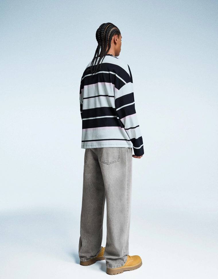 Джинсы свободного кроя