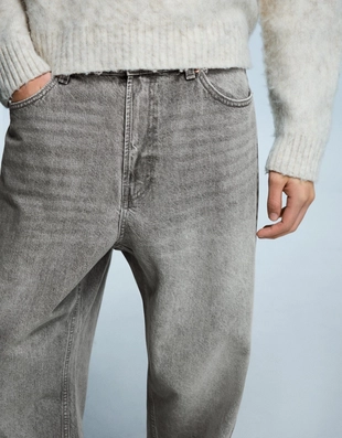 Джинсы свободного кроя- Заказать в России