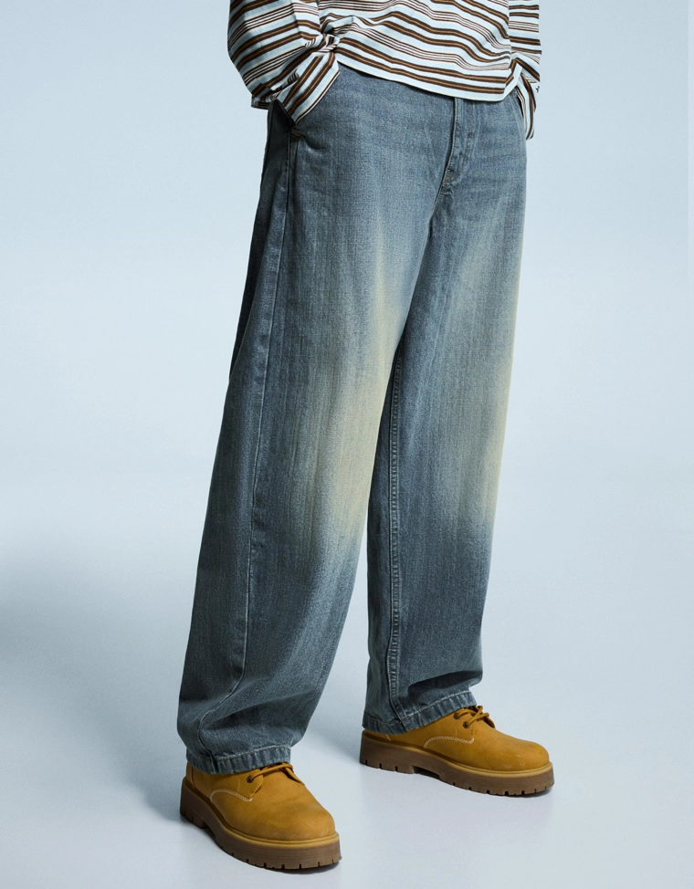 Джинсы в стиле скейтер