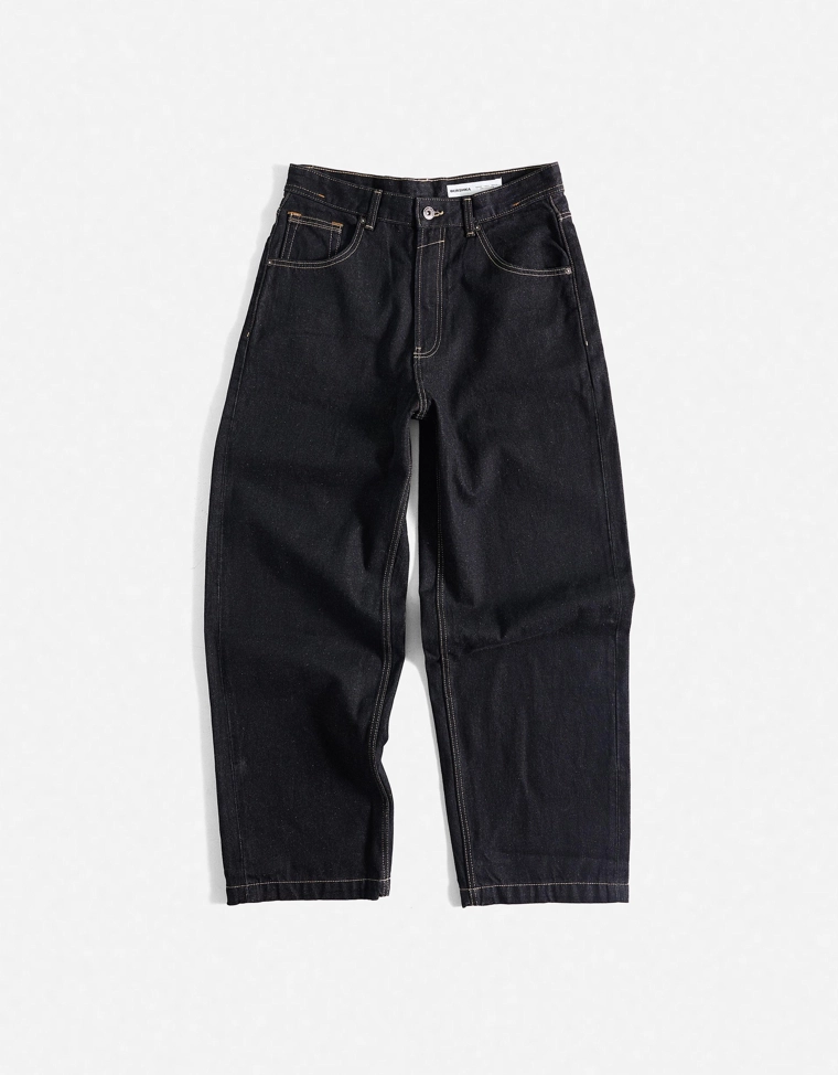 Джинсы объемного свободного кроя