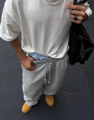 Джинсы-бананы- Заказать в России