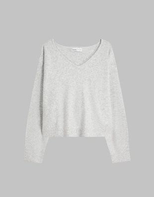 Свитер с V-образным вырезом и мягким прикосновением- Заказать в России