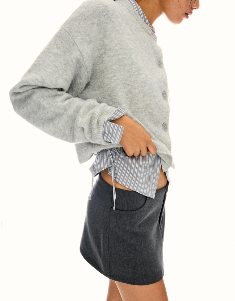 Кардиган на пуговицах из мягкой ткани