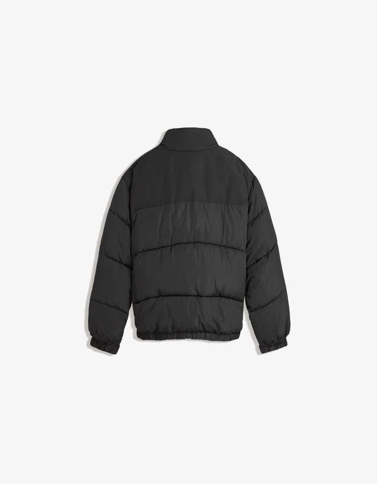 Технологичный пуховик