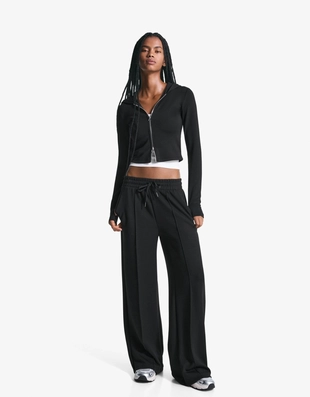 Худи из мягкого модала на молнии с капюшоном- Заказать в России