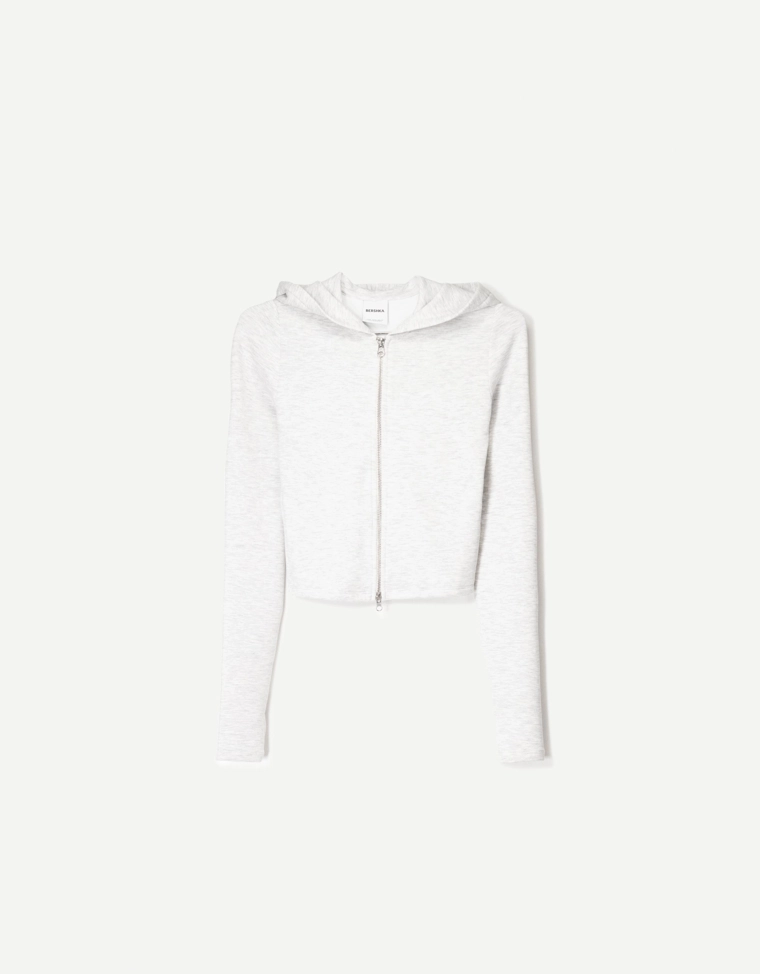 Худи из мягкого модала на молнии с капюшоном