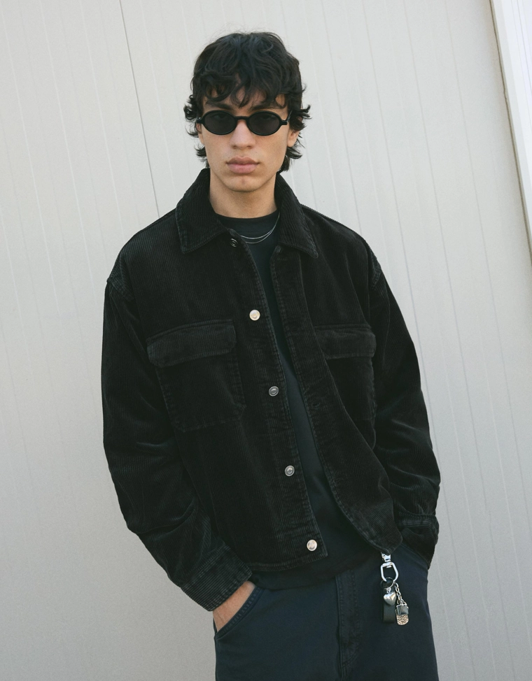 Вельветовая куртка геометрического кроя