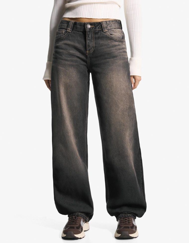 Джинсы-бананы