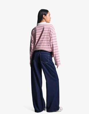 Джинсы с широкими штанинами- Заказать в России