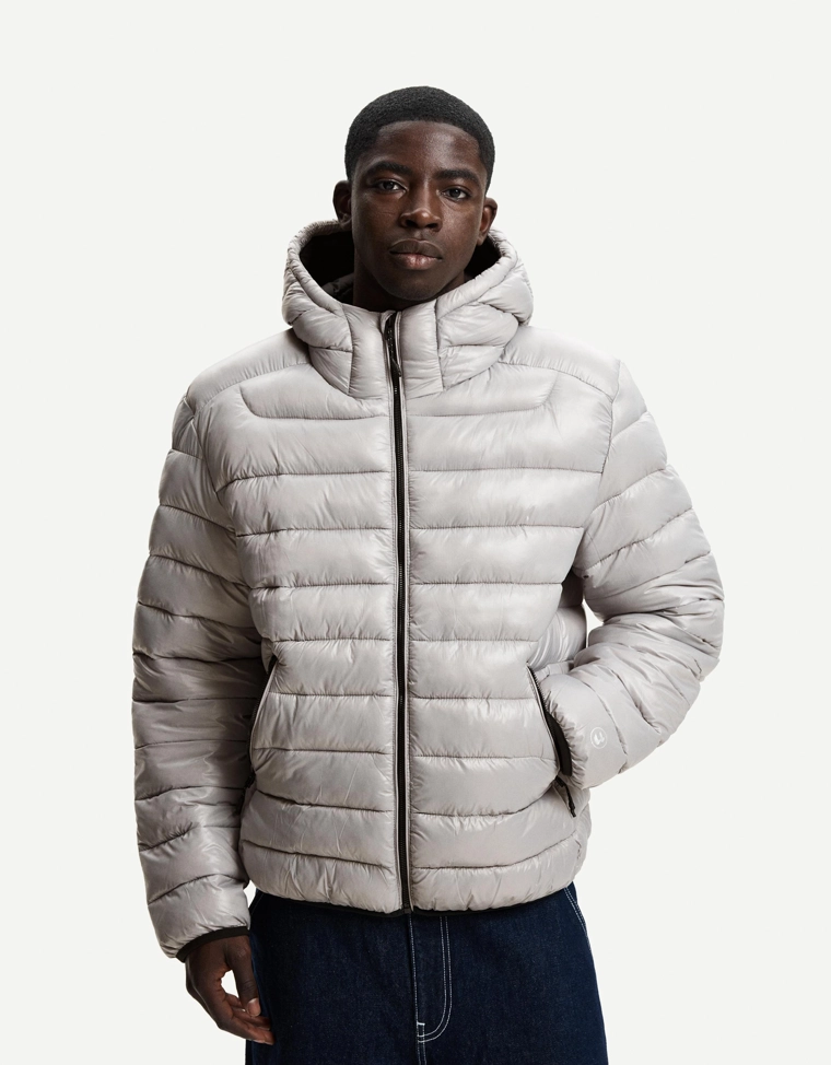 Легкая утепленная куртка