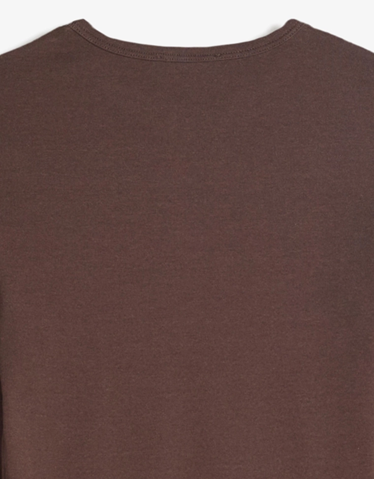 Топ с длинными рукавами