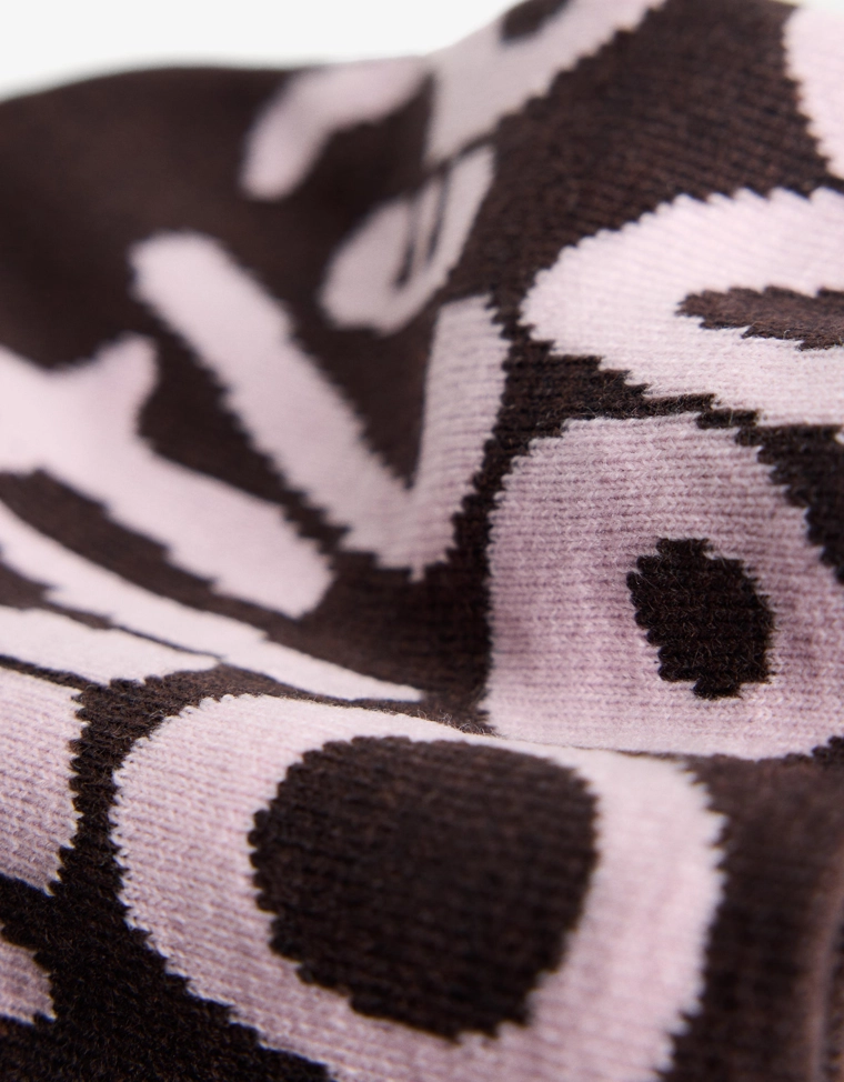 Шапка с принтом