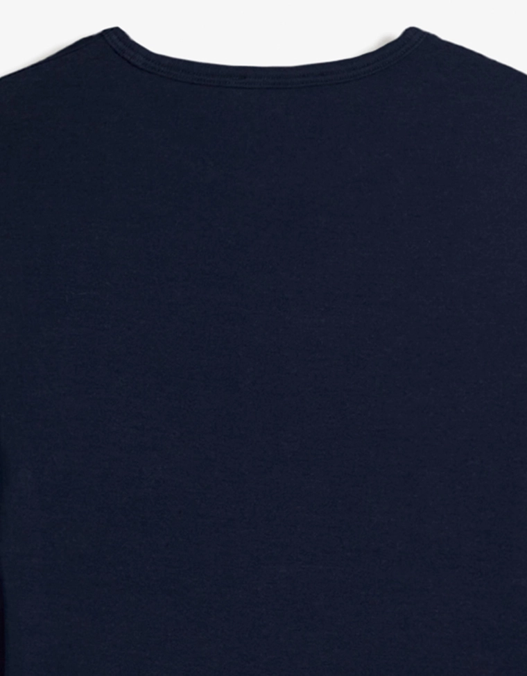 Топ с длинными рукавами