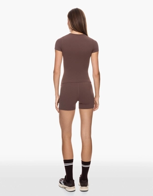 Футболка из быстросохнущей и дышащей ткани- Заказать в России