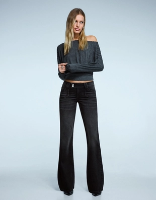 Джинсы клеш с вышивкой и карманами- Заказать в России