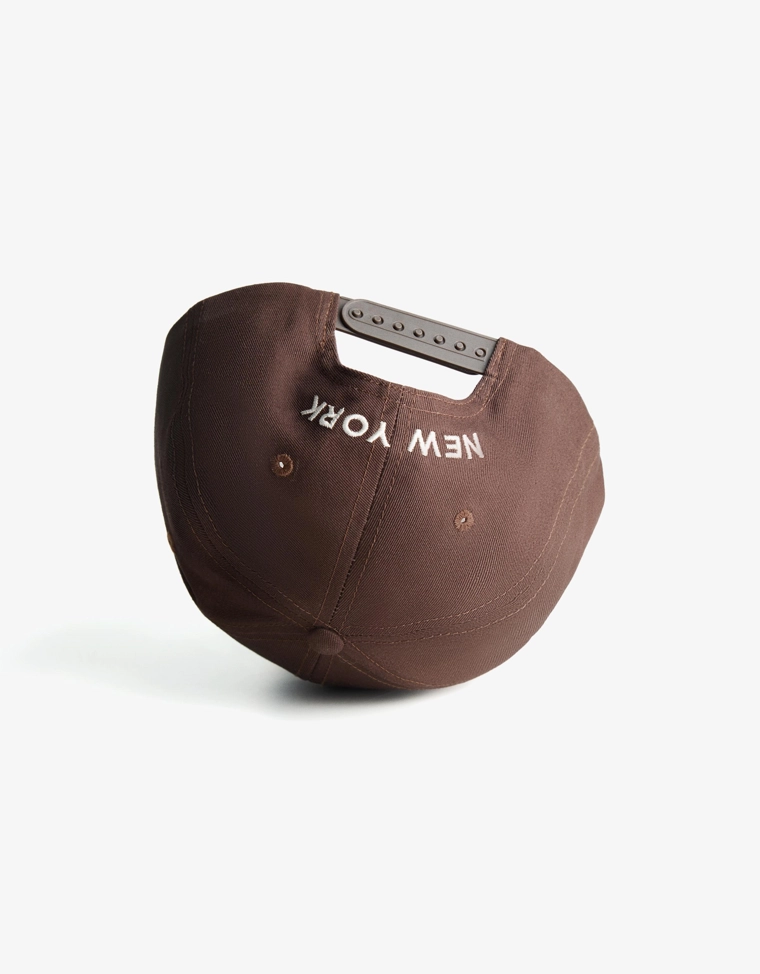 Кепка с вышивкой