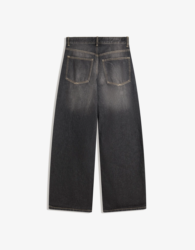 Джинсы в стиле бойфренд