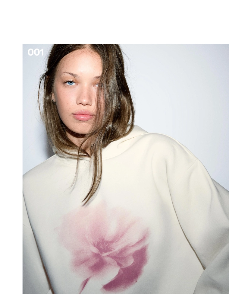 Худи с капюшоном и принтом