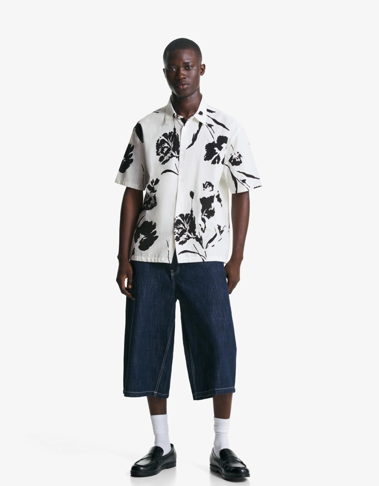 Рубашка в стиле рустик с короткими рукавами и принтом