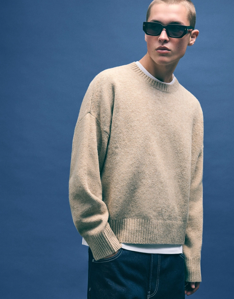 Укороченный свитер