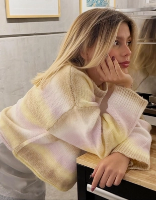 Многоцветный вязаный свитер- Заказать в России