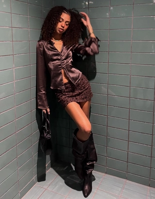 Сатиновая рубашка со шнуровкой- Заказать в России