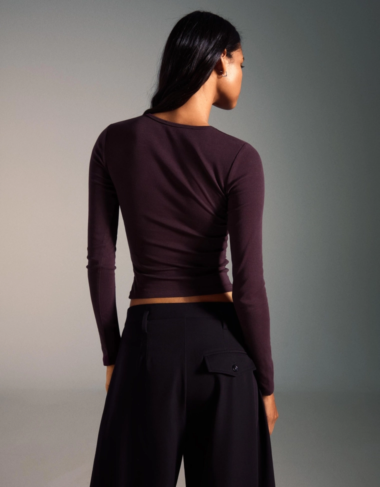 Футболка с длинными рукавами, принтом и сборками