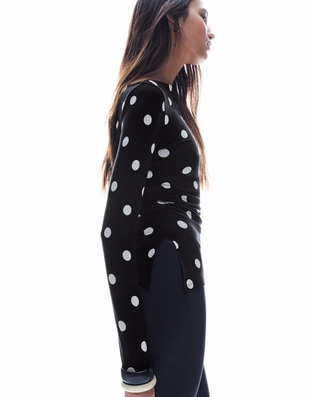 Футболка асимметричного кроя с длинным рукавом- Заказать в России