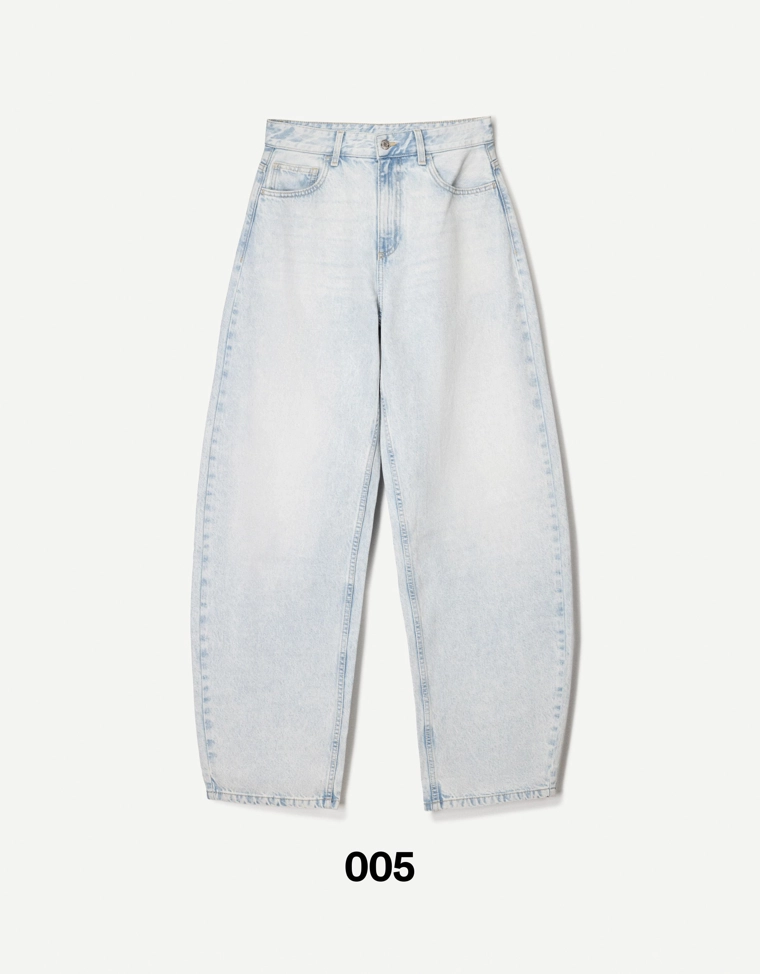 Джинсы barrel с широкими штанинами