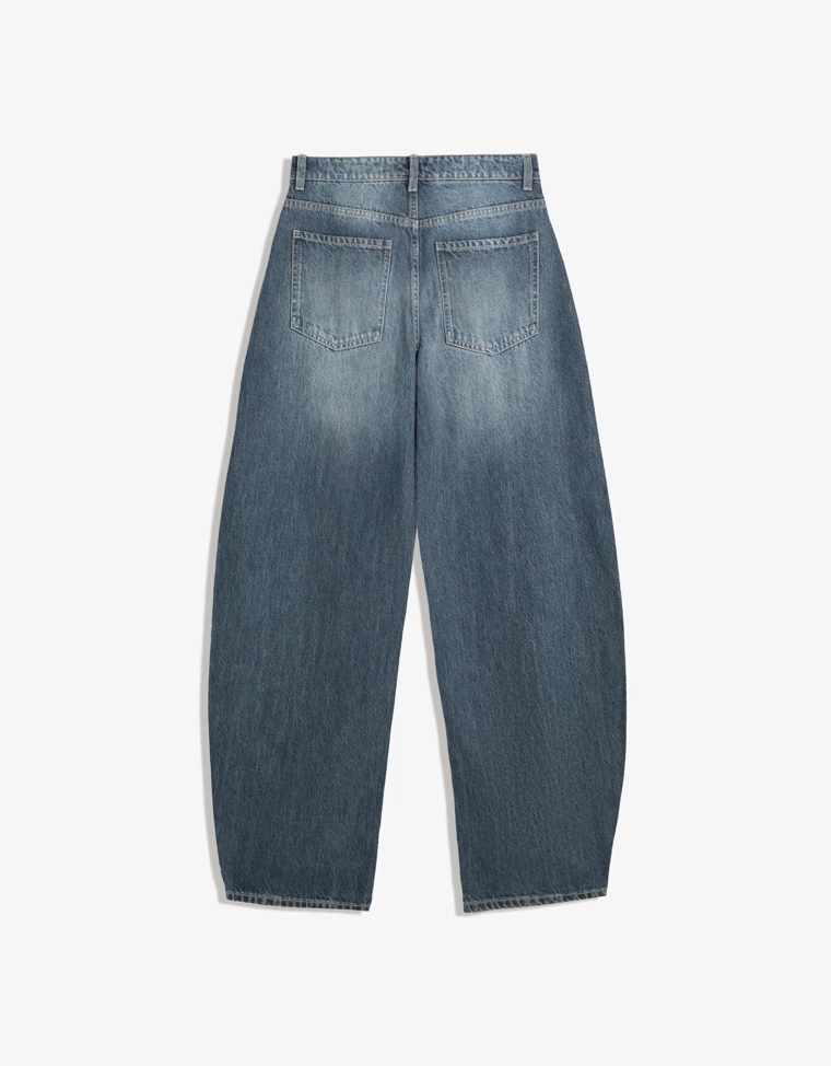 Джинсы barrel с широкими штанинами