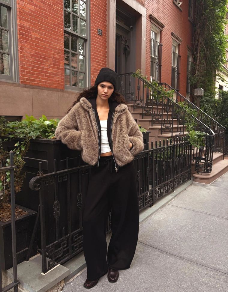 Куртка из искусственного меха