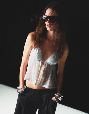 Топ с горловиной халтер с пайетками- Заказать в России