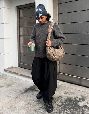 Шапка с принтом- Заказать в России