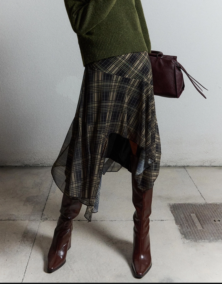 Сапоги на широком каблуке