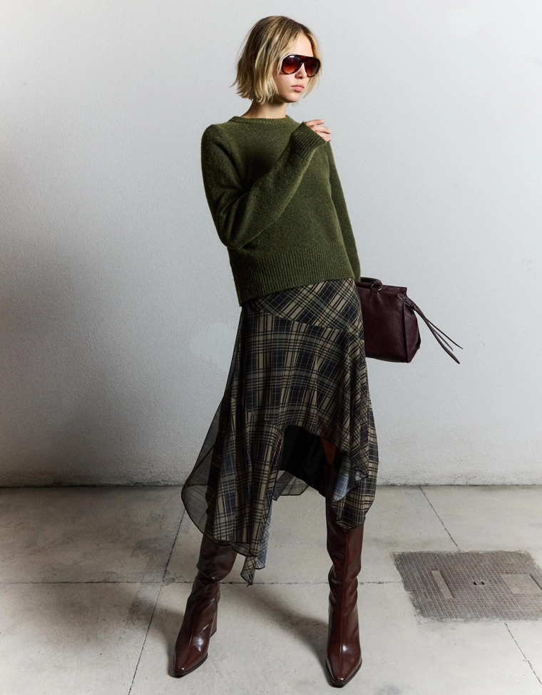 Сапоги на широком каблуке