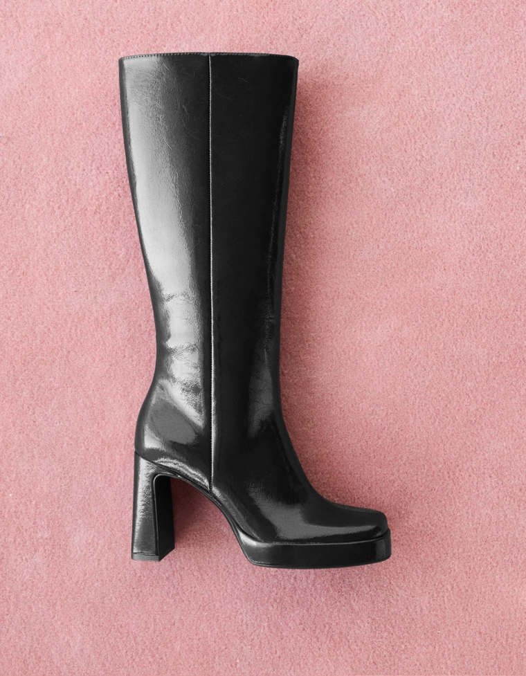 High-heel platform boots