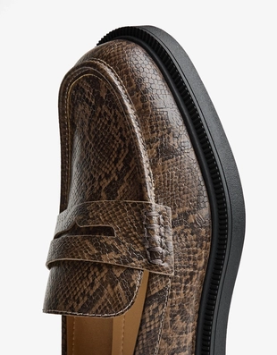 Мокасины с анималистическим принтом- Заказать в России