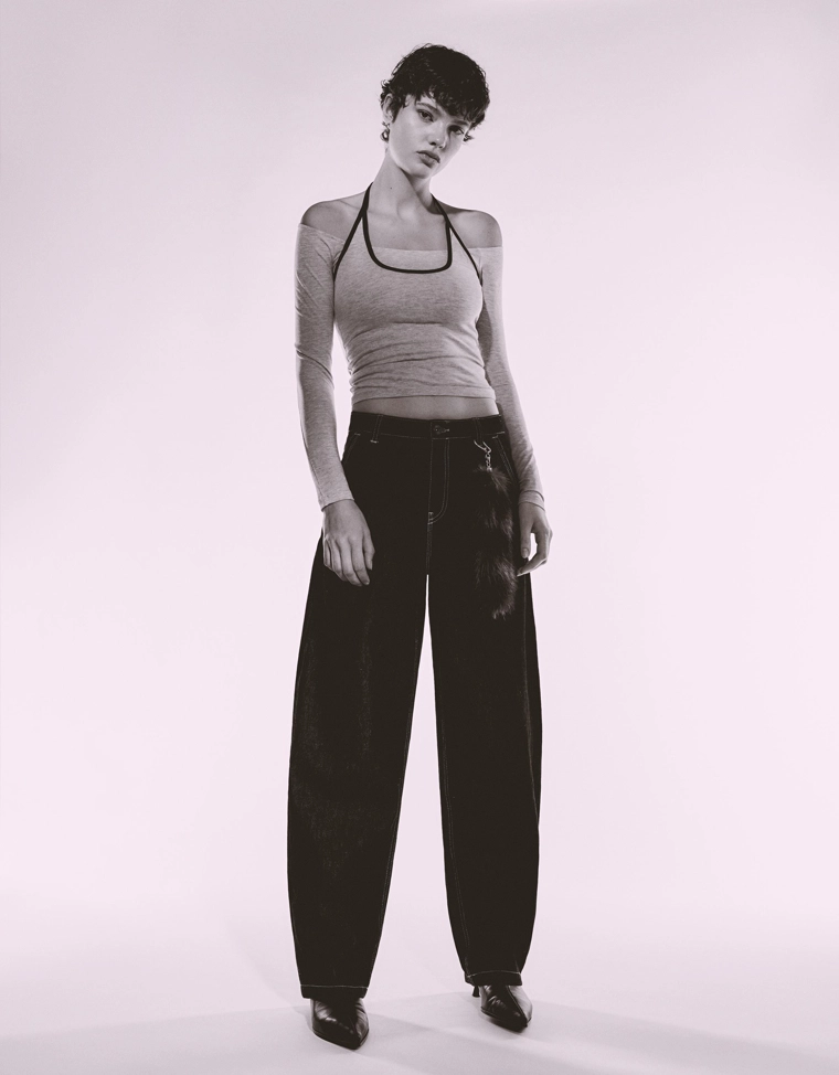 Джинсы бананы свободного кроя