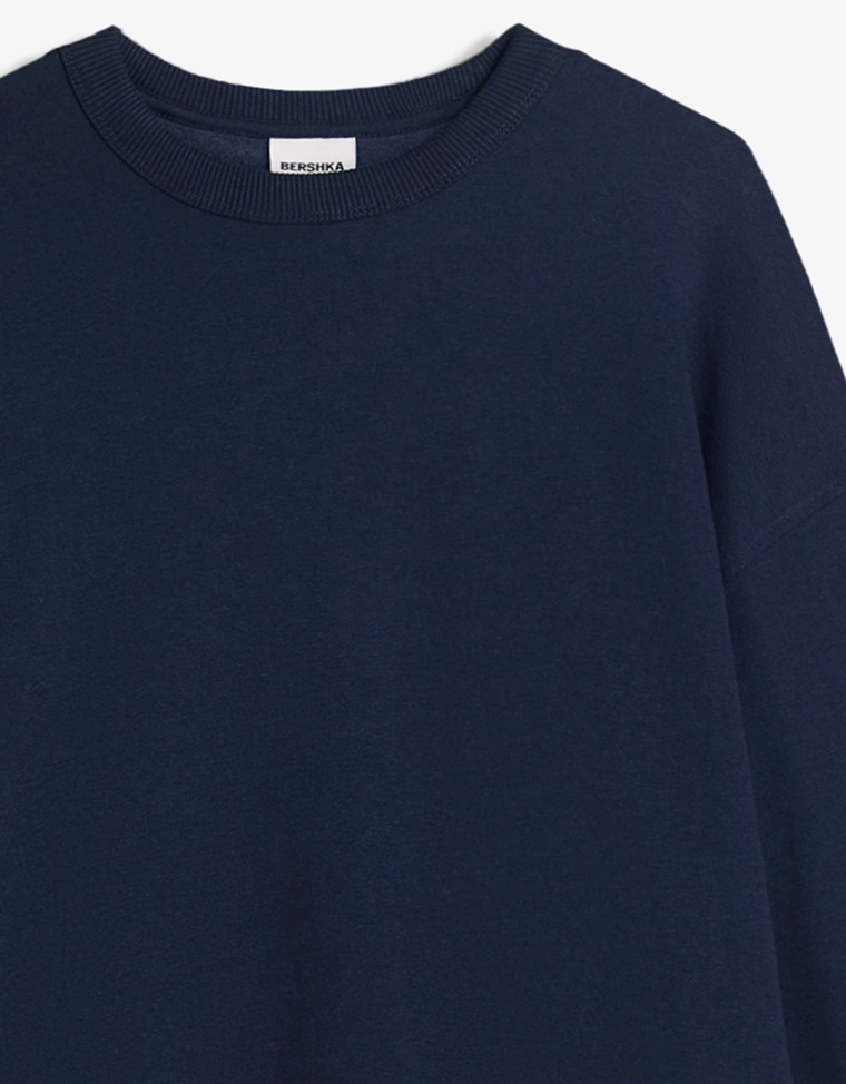 Толстовка оверсайз с карманами