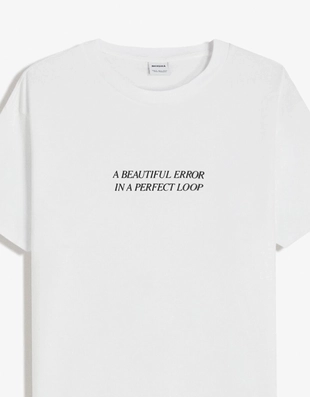 Футболка с короткими рукавами и принтом- Заказать в России