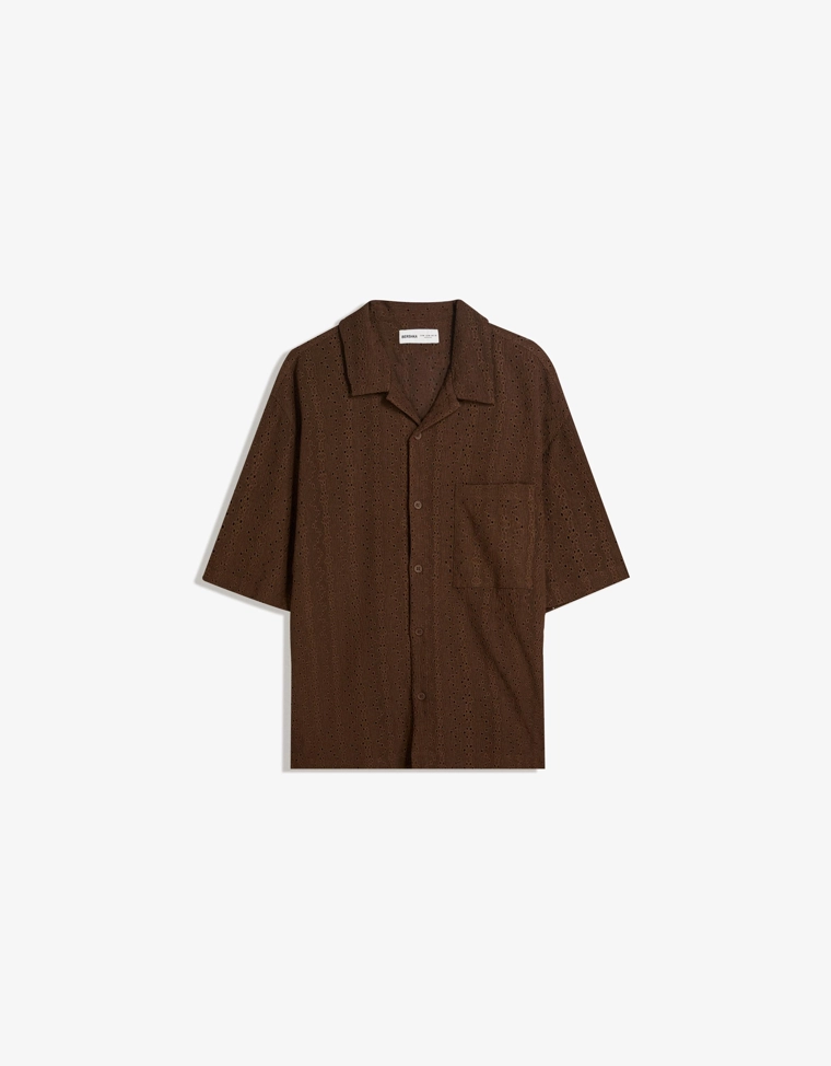 Рубашка с короткими рукавами и вышивкой