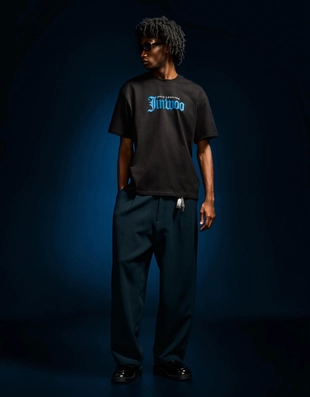 Футболка с короткими рукавами и принтом SOLO LEVELING- Заказать в России