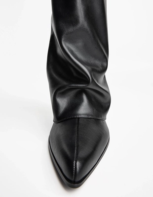 Сапоги на каблуке с длинными отворотами в виде брюк- Заказать в России