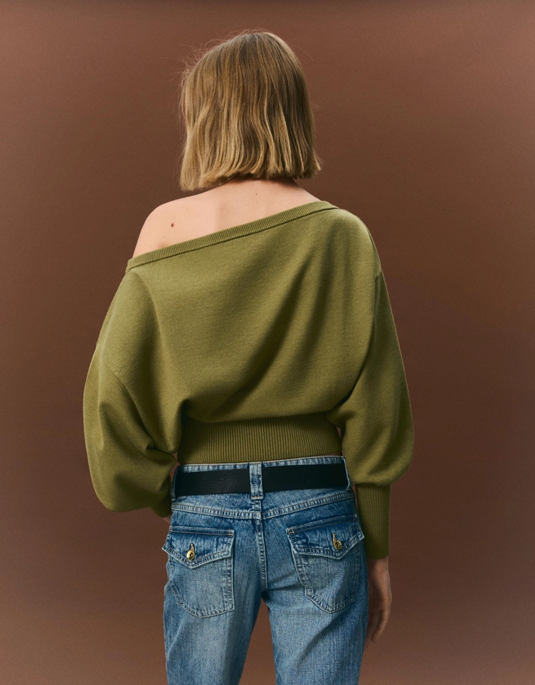 Асимметричный свитер с низом в рубчик