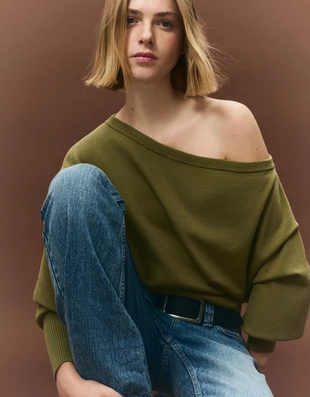 Асимметричный свитер с низом в рубчик- Заказать в России