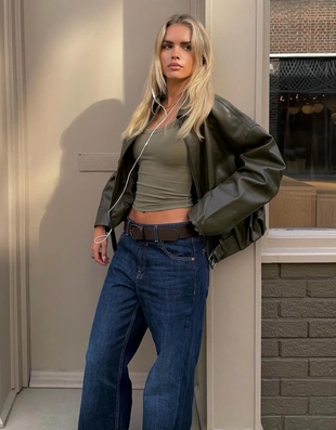 Джинсы свободного кроя- Заказать в России