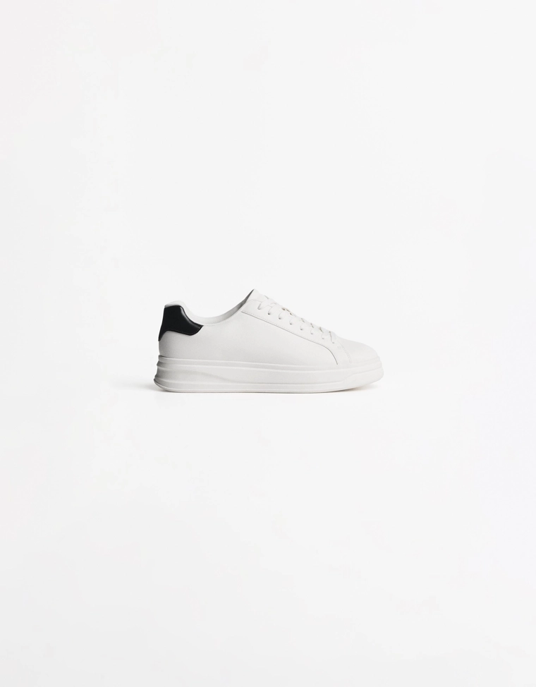 Базовые кроссовки