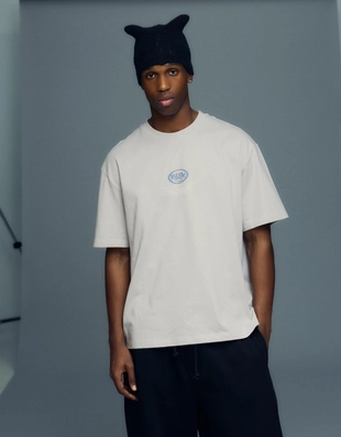 Футболка с короткими рукавами и принтом- Заказать в России